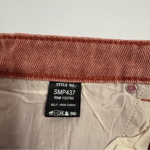 POL High Rise Distressed Denim Shorts Rust Red Size Large NWOT - Picture 4 of 9